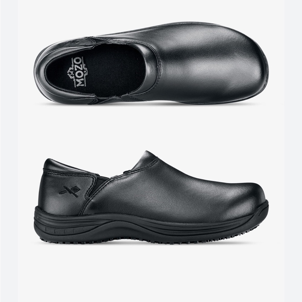 Black Slip-On Clogs for Women Size 7